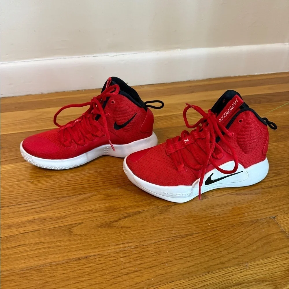 Nike Hyperdunk X University Red Basketball Shoes AR0467-600 Kids Size 3.5 EUC